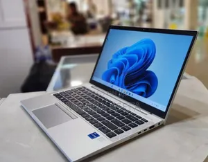 New Laptop HP EliteBook 840 G8 16GB Intel Core I7 SSD 512GB
