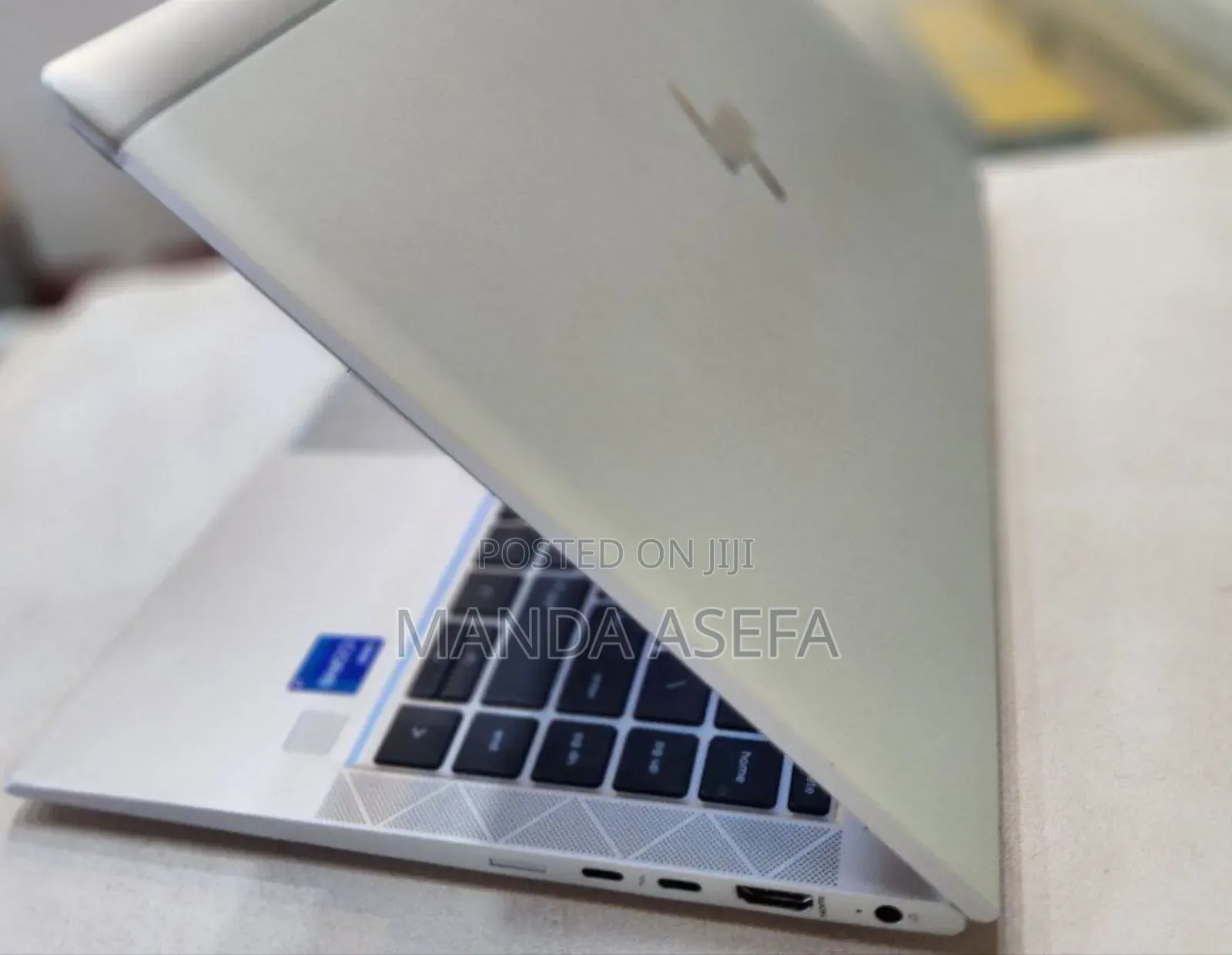 New Laptop HP EliteBook 840 G8 16GB Intel Core I7 SSD 512GB