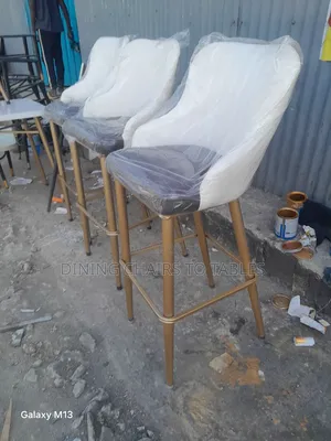 QUALITY High BAR   CHAIRS