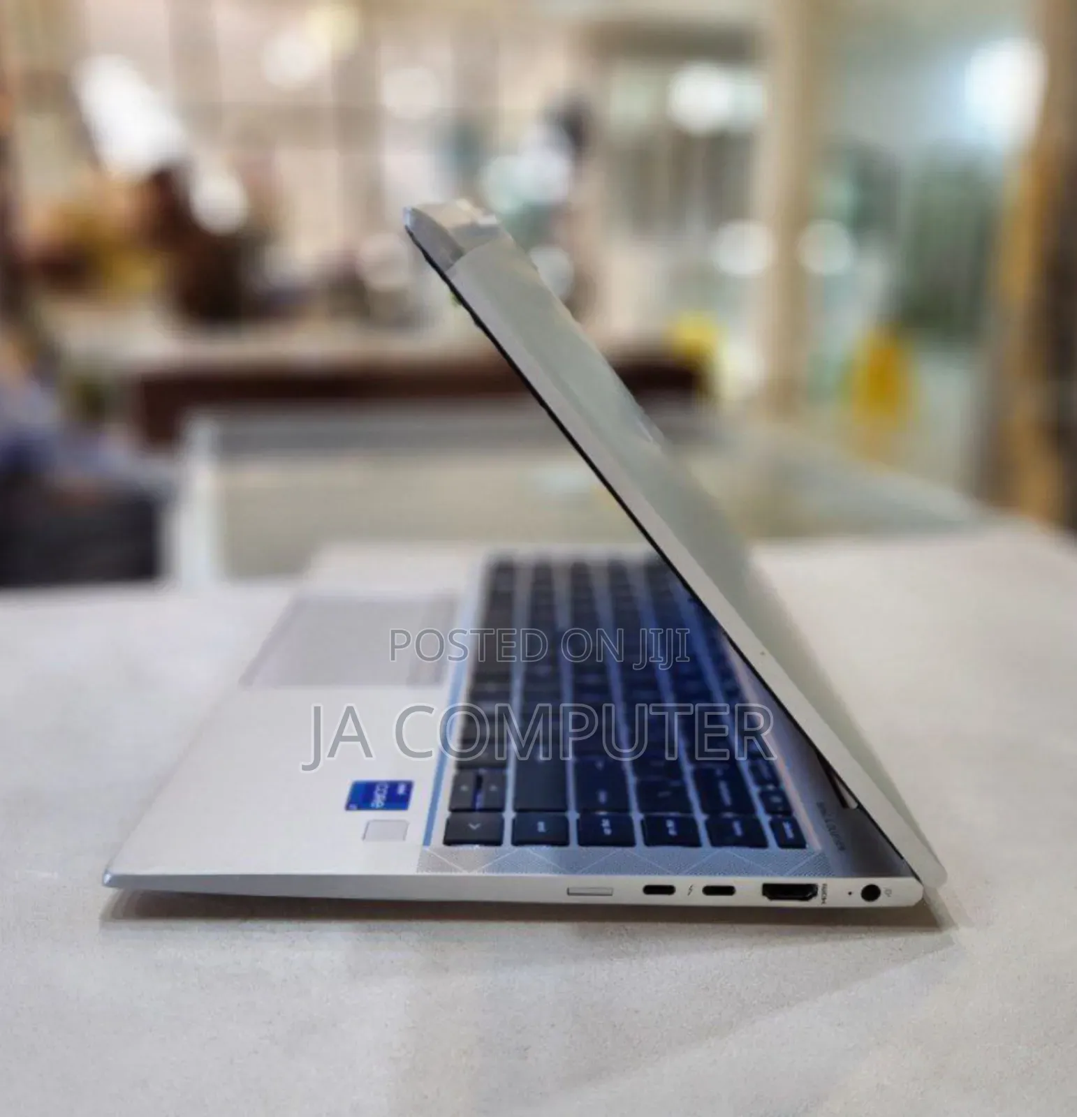 New Laptop HP EliteBook 840 G8 16GB Intel Core I7 SSD 512GB