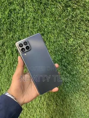Photo - Samsung Galaxy M53 128 GB Gray