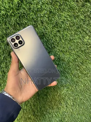 Photo - Samsung Galaxy M53 128 GB Gray