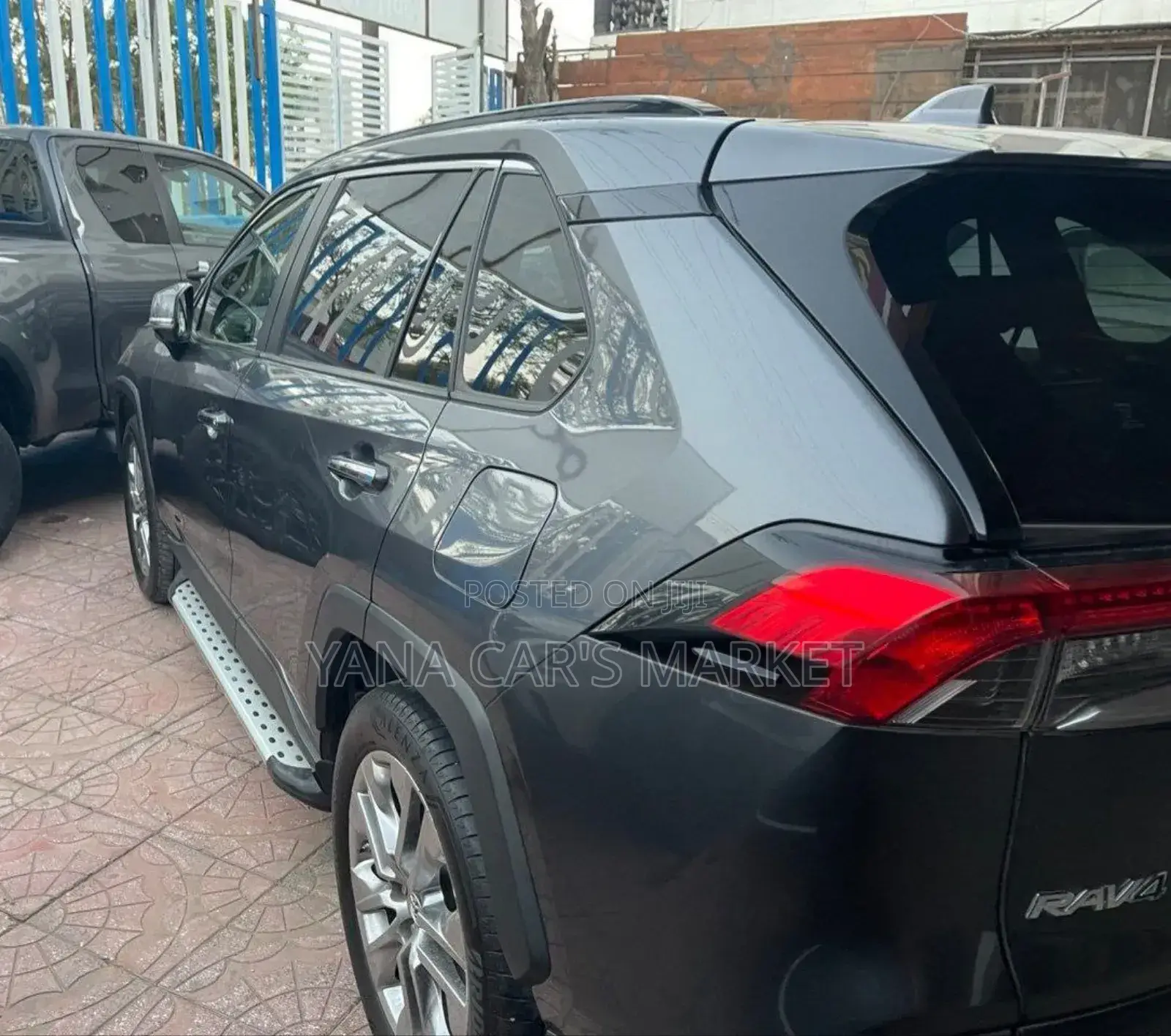 Toyota RAV4 2020 Gray