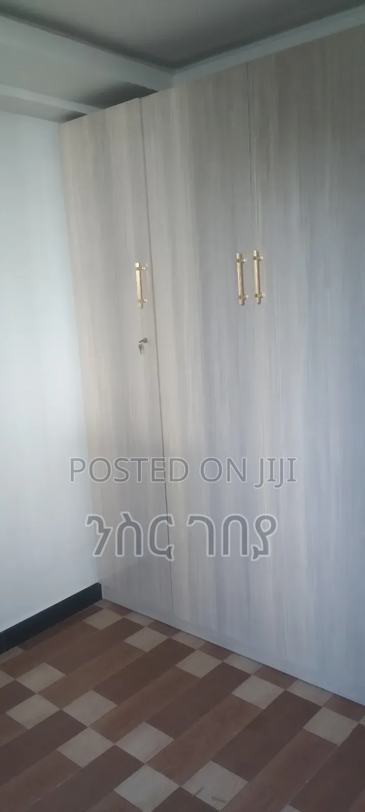 Furnished 3bdrm Condo in Ayat Gebenaye, Yeka for rent