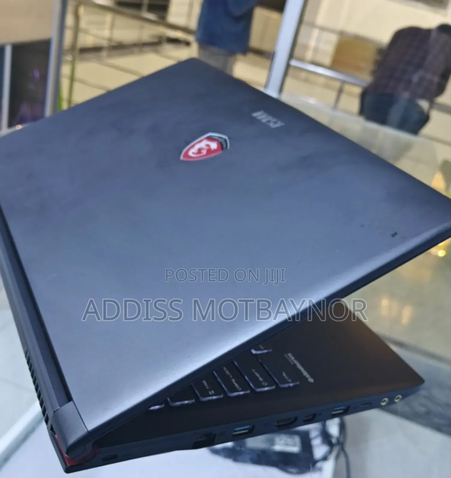 New Laptop HP 14-Dq1025cl 8GB Intel Core I5 SSD 256GB