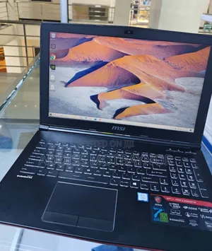 New Laptop HP 14-Dq1025cl 8GB Intel Core I5 SSD 256GB