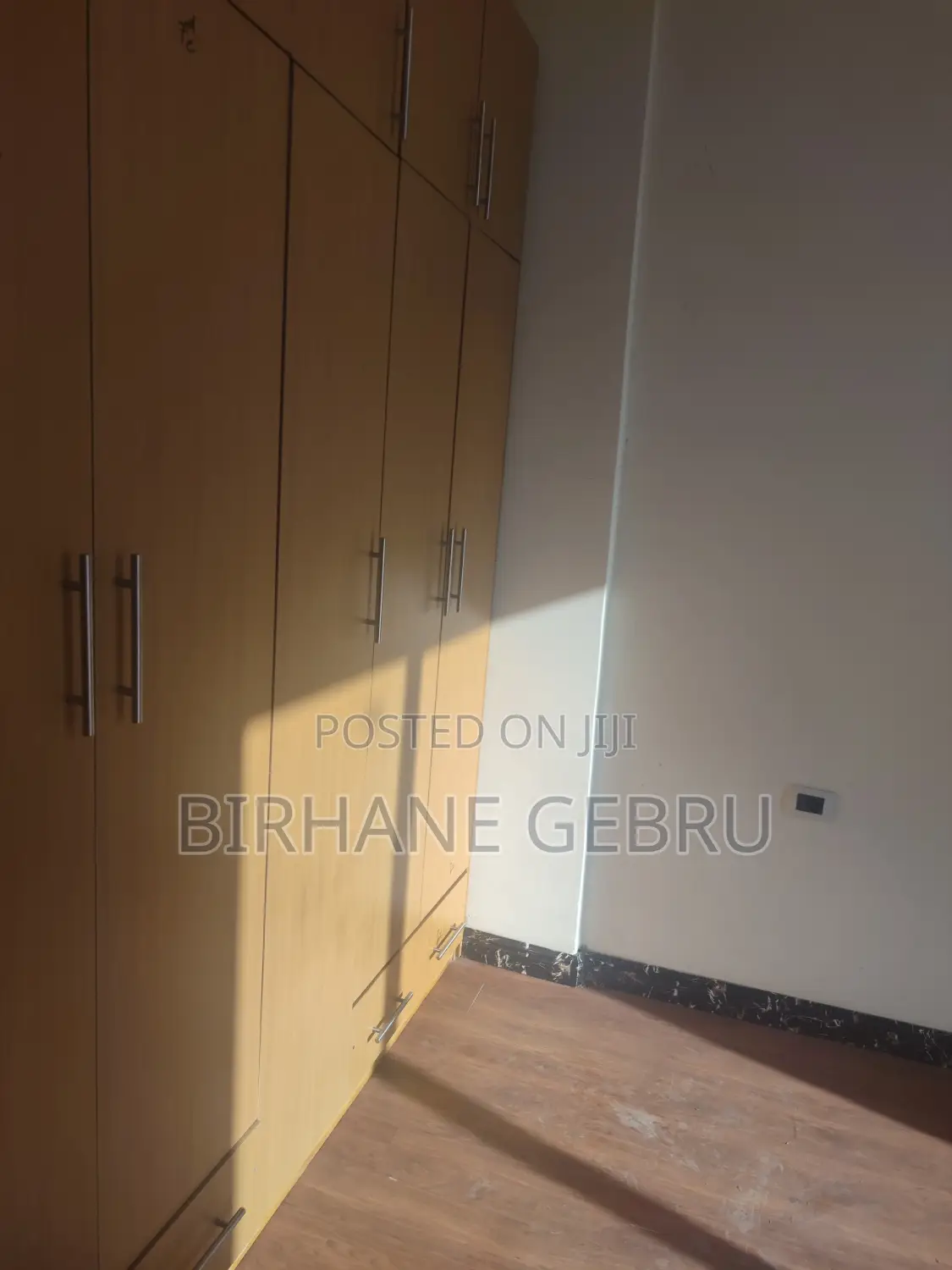 3bedroom Luxury Apartiment for Sale