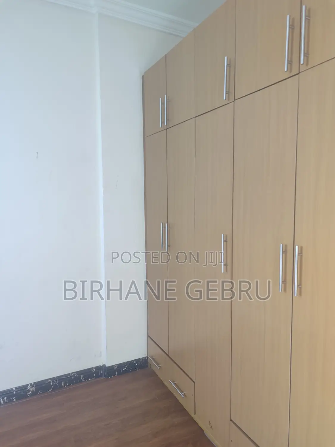 3bedroom Luxury Apartiment for Sale