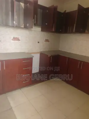 3bedroom Luxury Apartiment for Sale