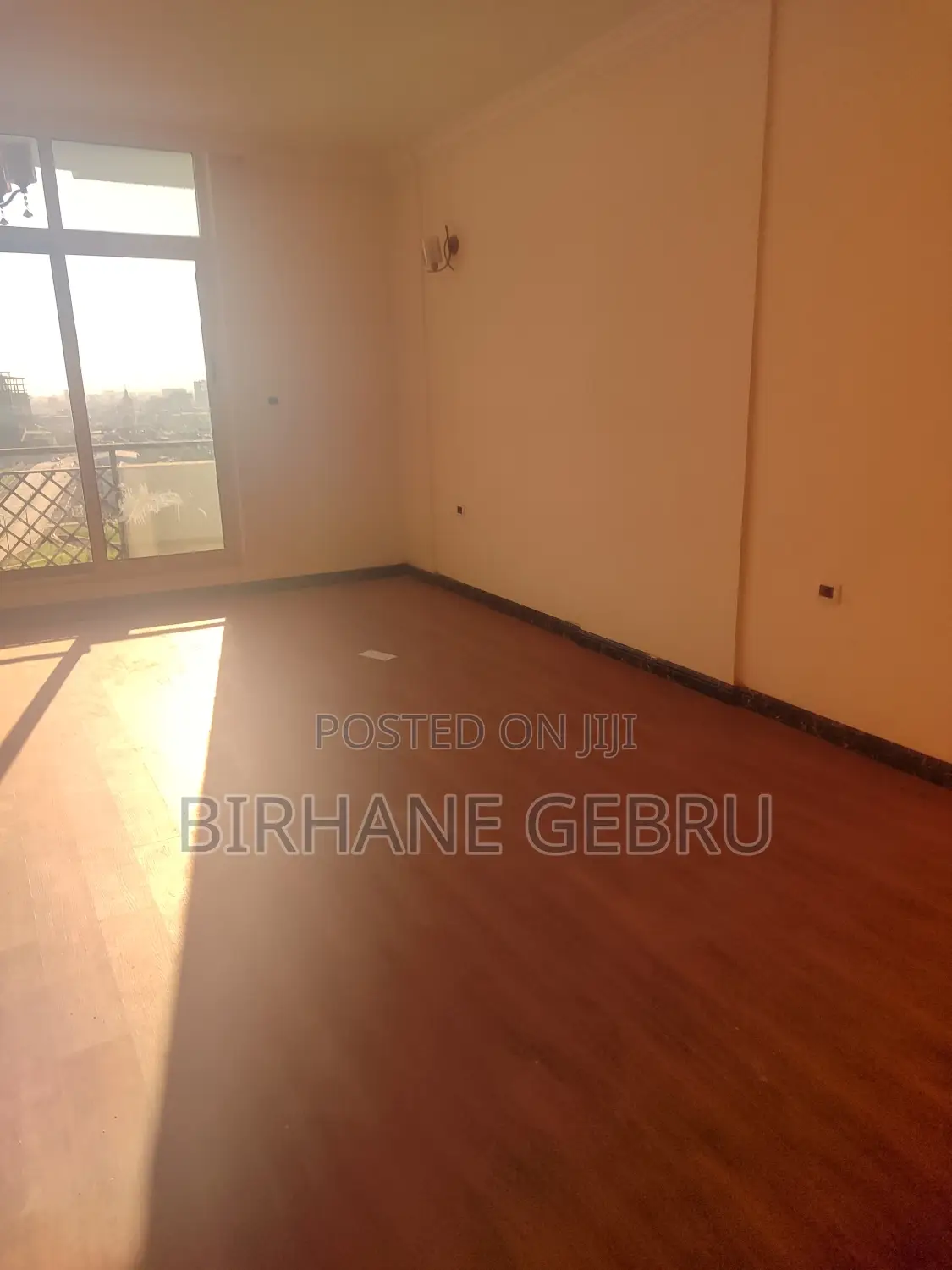 3bedroom Luxury Apartiment for Sale