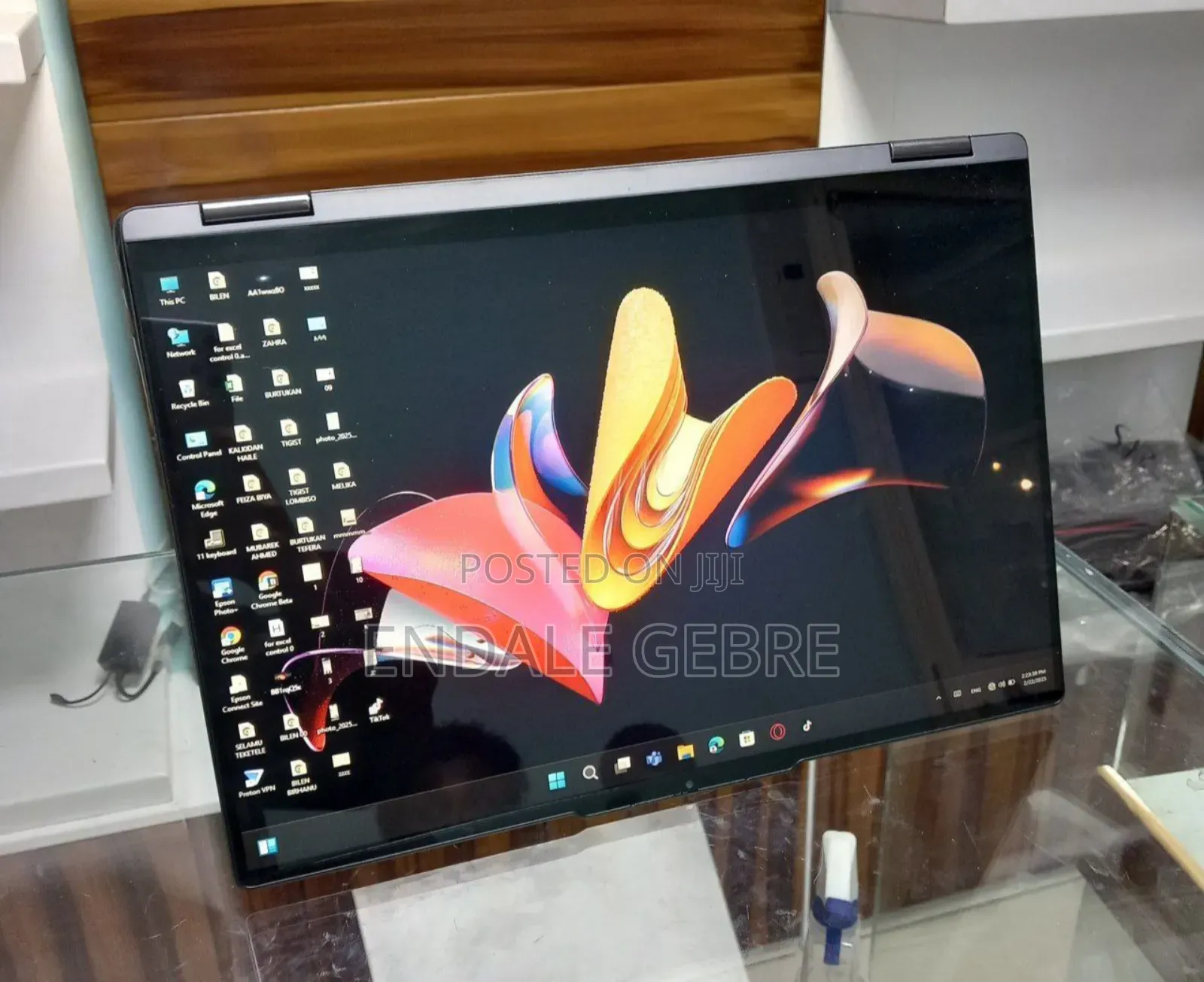 New Laptop Lenovo Yoga 7i 8GB Intel Core I7 SSD 512GB