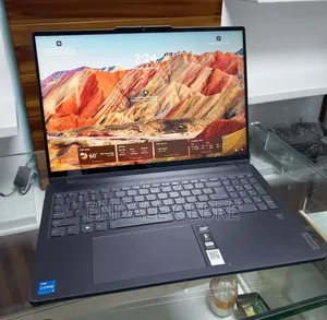 New Laptop Lenovo Yoga 7i 8GB Intel Core I7 SSD 512GB