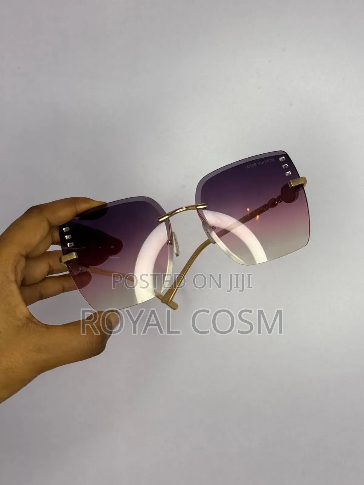 Elegant Louis Vuitton Sunglasses for Women