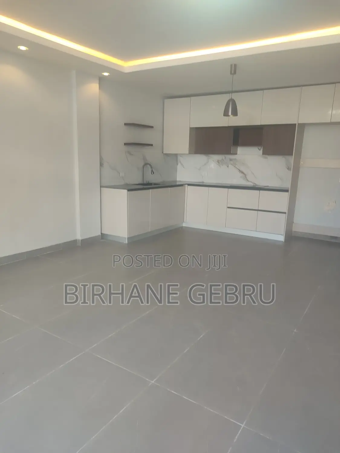 3bdrm Apartment in Luxury Apartiment, Bole for rent