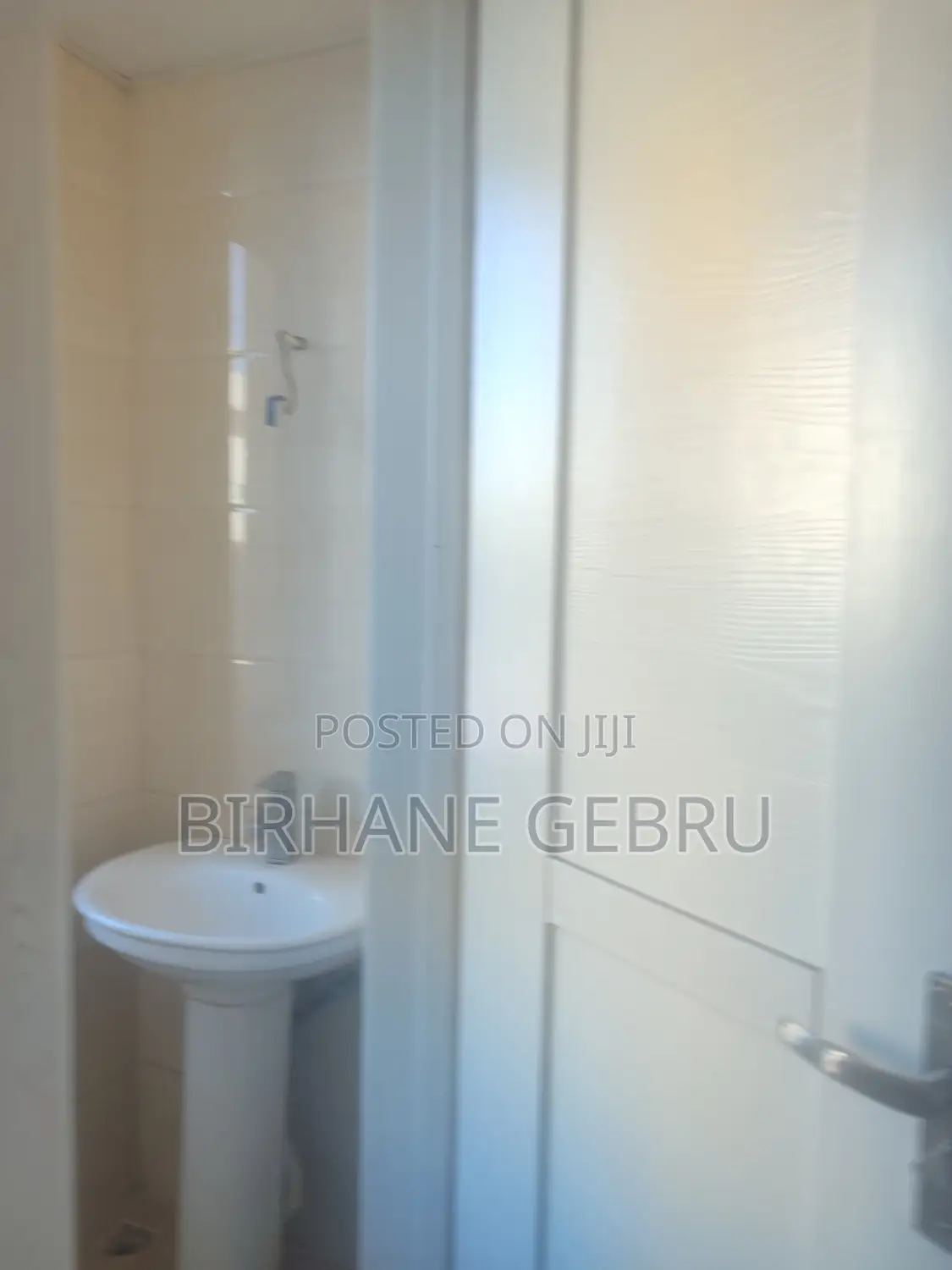 4bdrm Apartment in Luxury Apartiment, Bole for rent