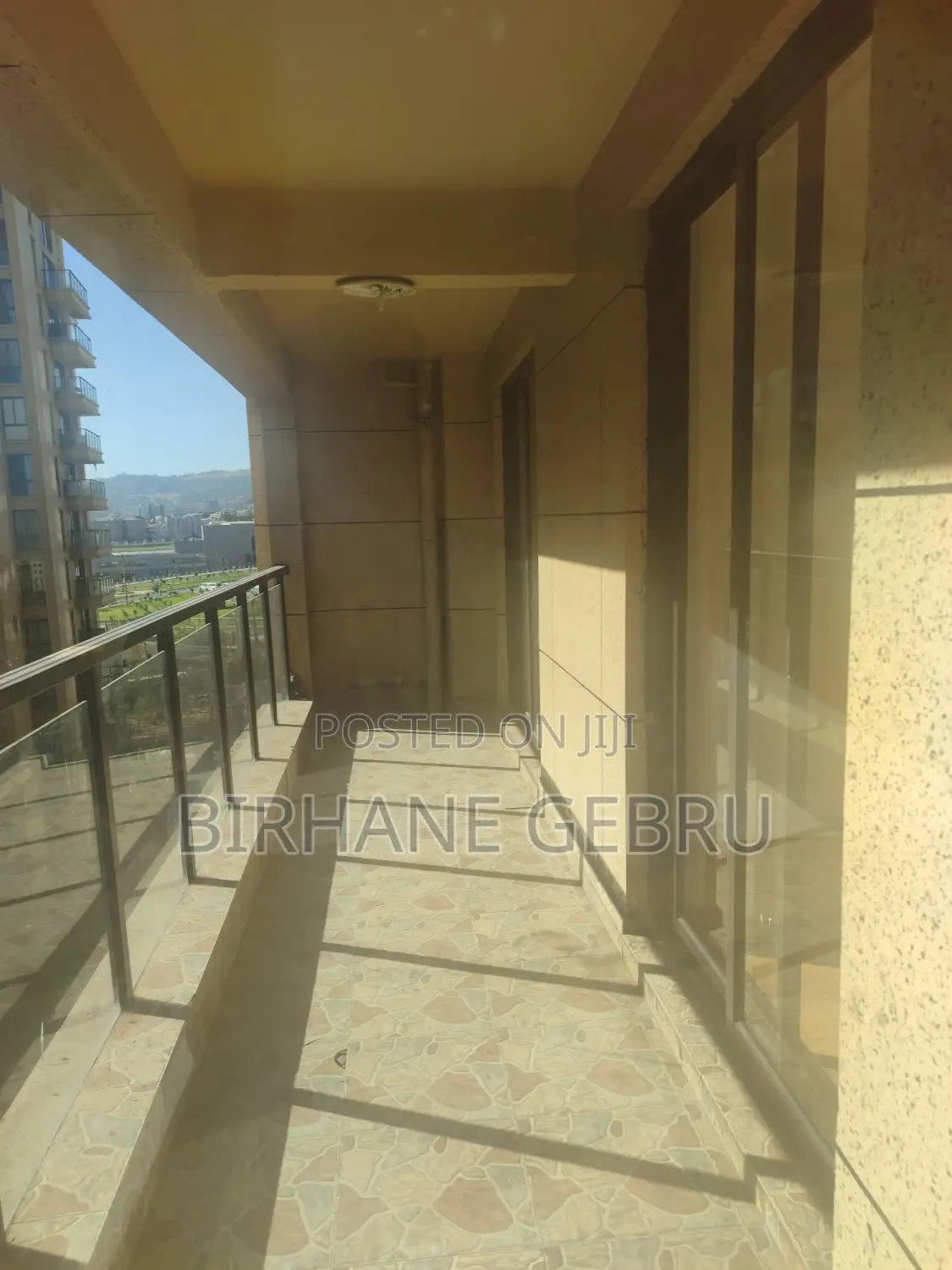4bdrm Apartment in Luxury Apartiment, Bole for rent