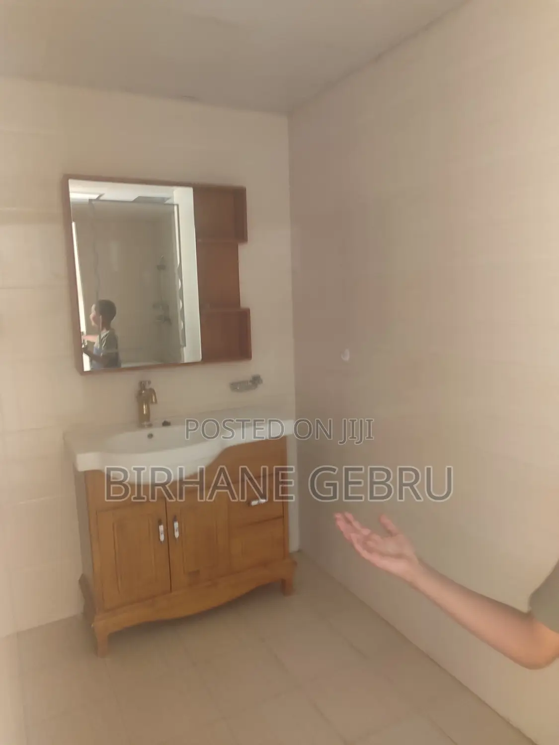 4bdrm Apartment in Luxury Apartiment, Bole for rent