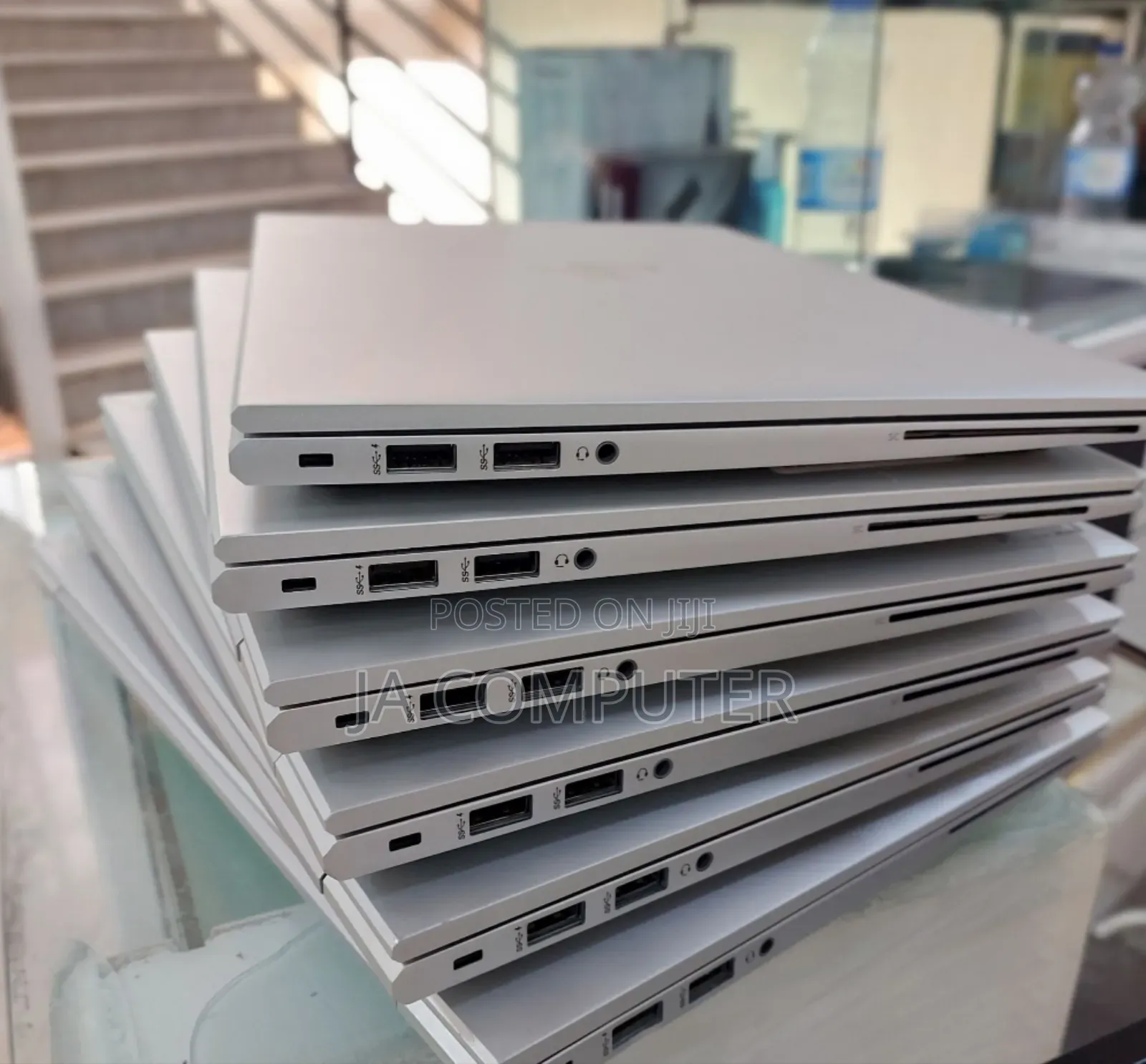 New Laptop HP EliteBook 830 G8 16GB Intel Core I5 SSD 512GB