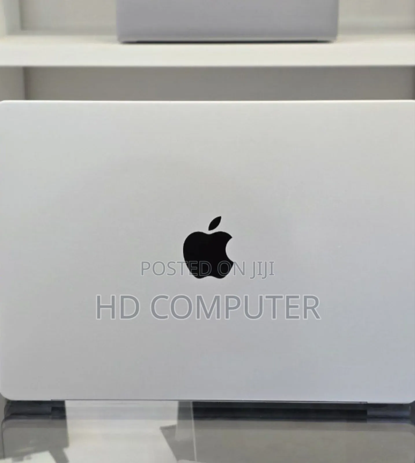 New Laptop Apple MacBook Pro M1 16GB Apple M1 Pro SSD 512GB