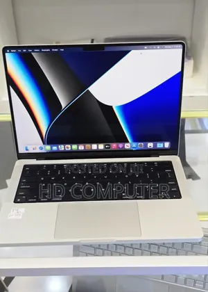 New Laptop Apple MacBook Pro M1 16GB Apple M1 Pro SSD 512GB