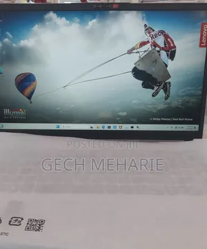 New Laptop Lenovo IdeaPad 1 8GB AMD Ryzen 7 SSD 512GB