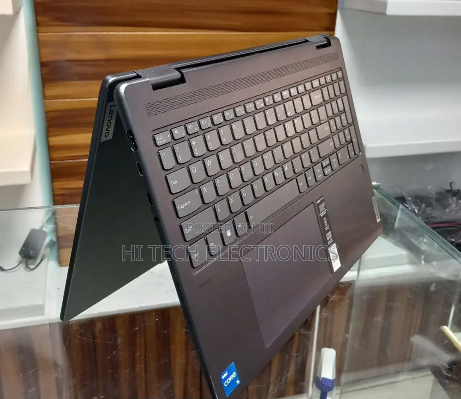 New Laptop Lenovo Yoga 7i 16GB Intel Core I5 SSD 512GB