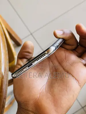 Apple iPhone X 256 GB White