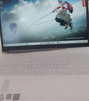 New Laptop Lenovo IdeaPad 1 8GB AMD Ryzen 7 SSD 512GB