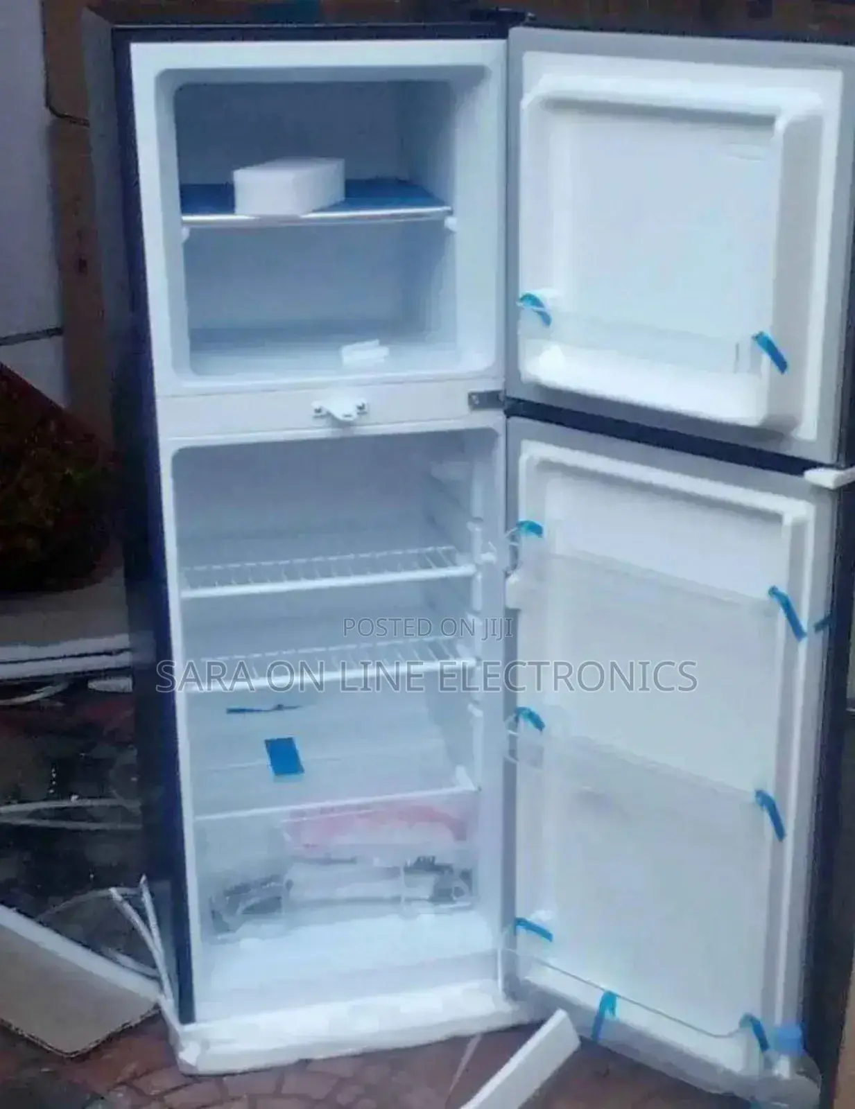 Midea 210L Refrigerator–Spacious Energy Efficient Cooling