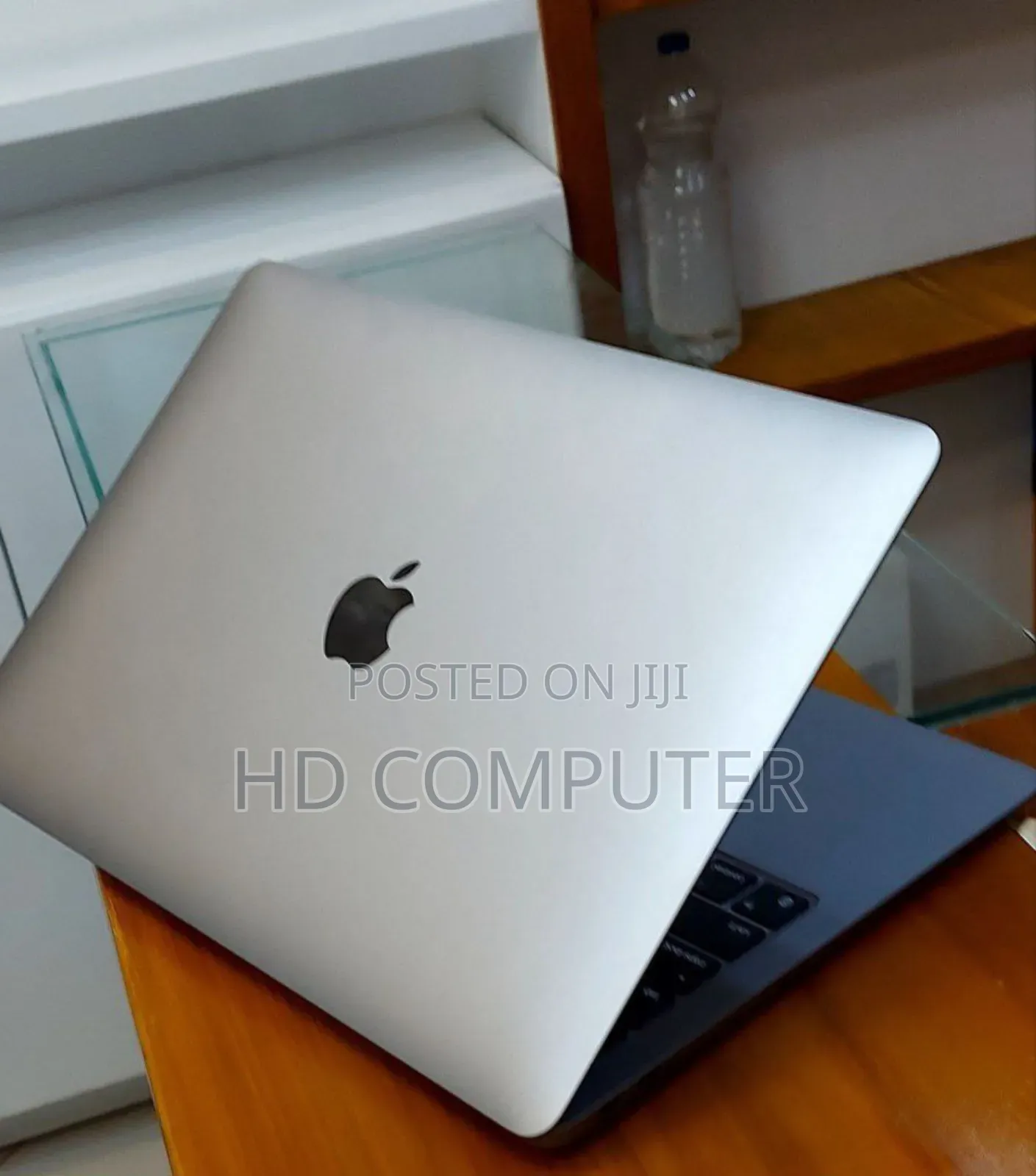 New Laptop Apple MacBook Air 2020 M1 8GB Apple M1 SSD 256GB