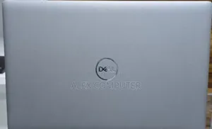 New Laptop Dell Precision 15 3520 32GB Intel Core I7 SSD 512GB