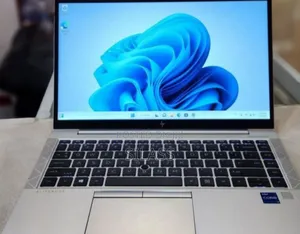 New Laptop HP EliteBook 840 G8 16GB Intel Core I7 SSD 512GB