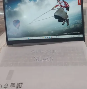 Photo - New Laptop Lenovo IdeaPad 1 8GB AMD Ryzen 7 SSD 512GB