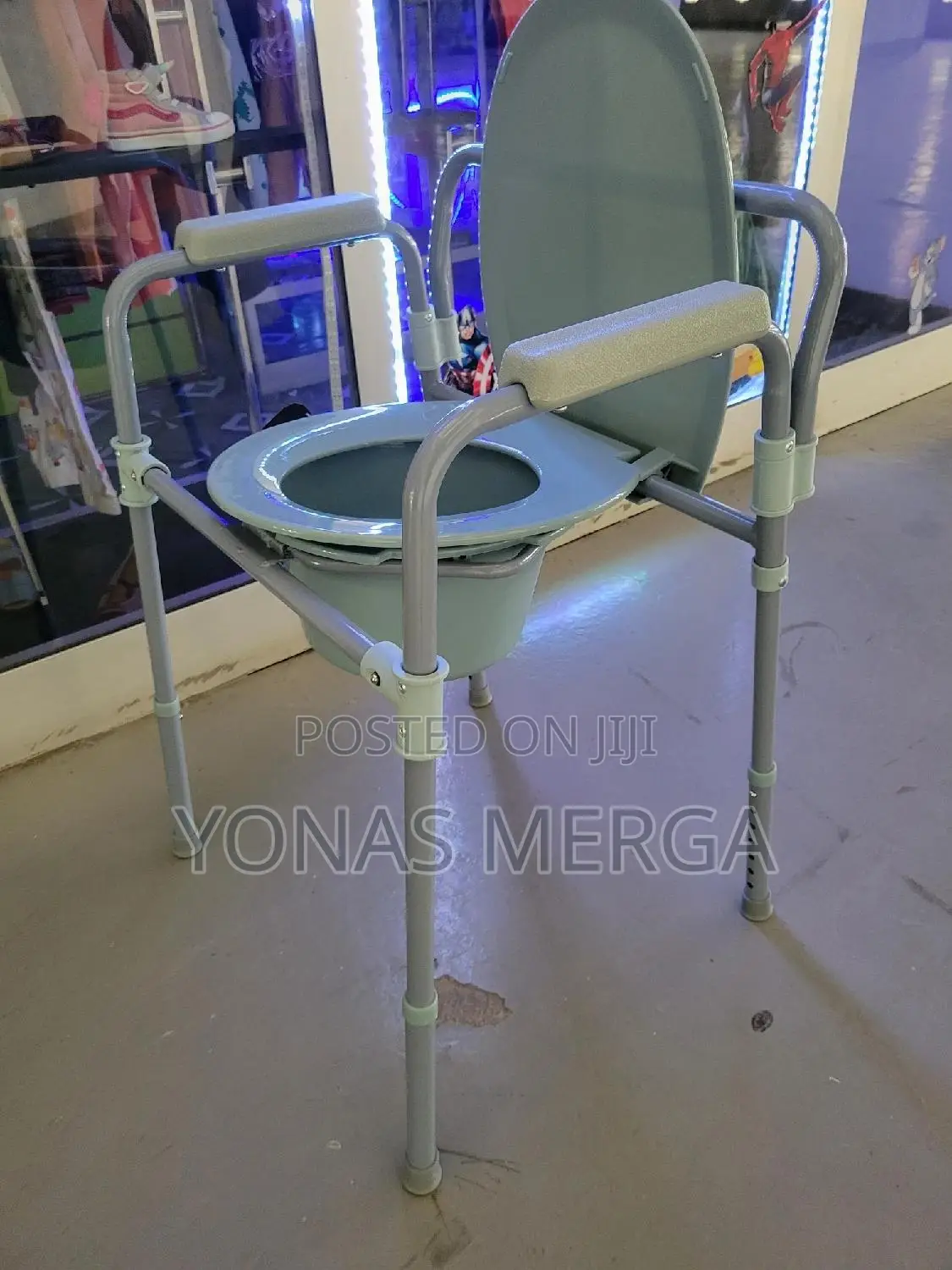 Portable Toilet ለተጎዱ፹兇TOILET COMMODE SYSTEM Carex's Bedside