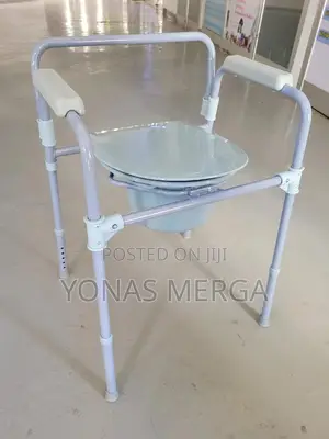 Toilet Chair Removable Waste Container for Easy Cleaning