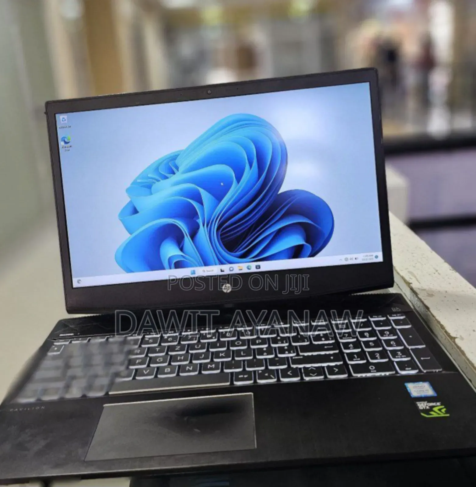 New Laptop HP Pavilion 15 8GB Intel Core I5 SSD 256GB