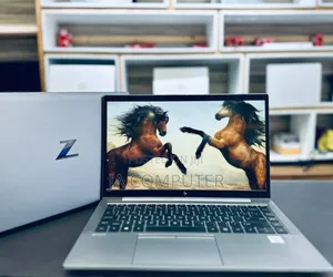 New Laptop HP ZBook Firefly 14 G7 16GB Intel Core I7 SSD 512GB