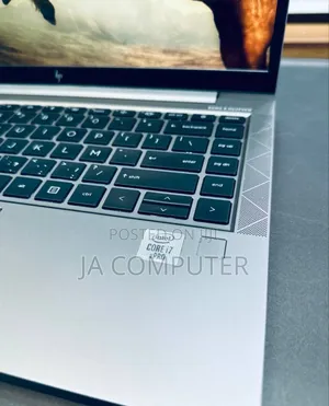 New Laptop HP ZBook Firefly 14 G7 16GB Intel Core I7 SSD 512GB