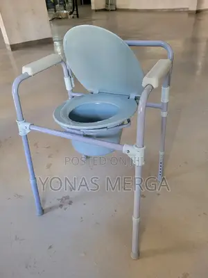 Commode Chair Padded Toilet Seat፵囤self-Contained Commode
