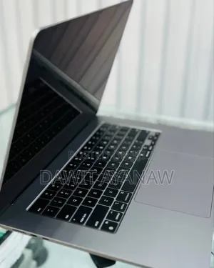 New Laptop Apple MacBook Air 2024 M3 15-Inch 8GB Apple M3 SSD 256GB