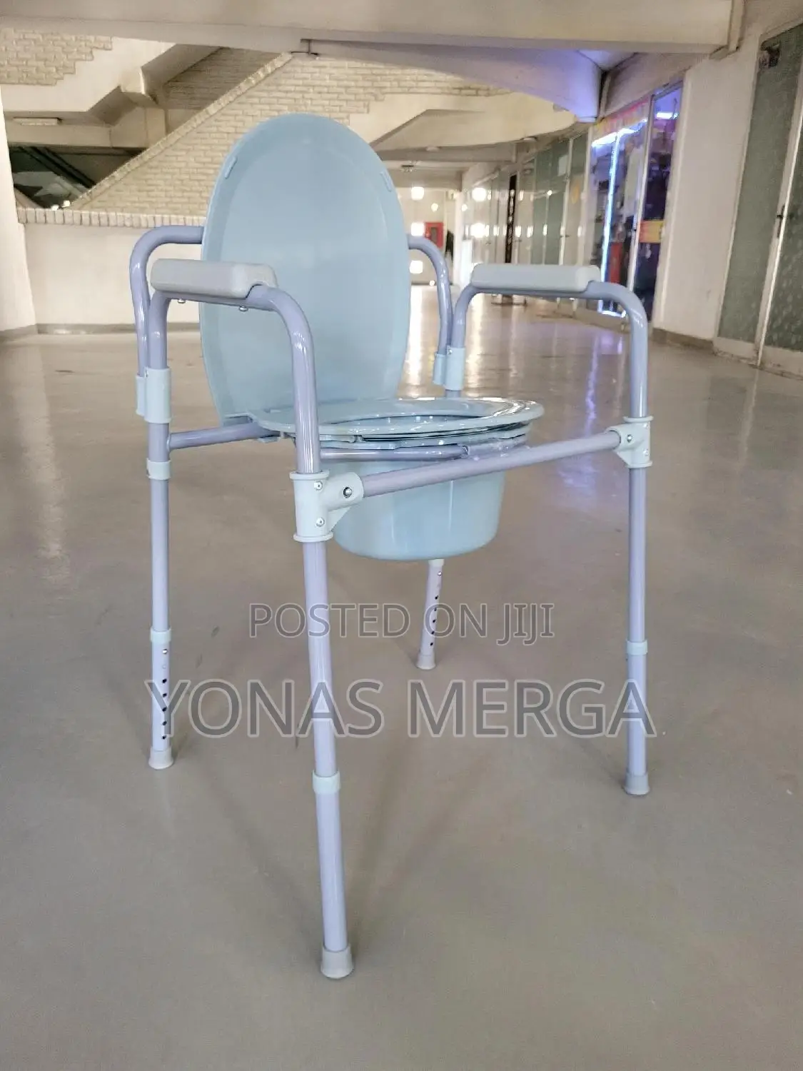 Strong and Durable Toilet Chair፪卡shower Chair፶囧frame, Bucket