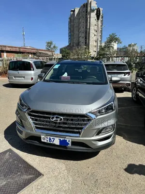Photo - Hyundai Tucson Sport FWD 2020 Gray