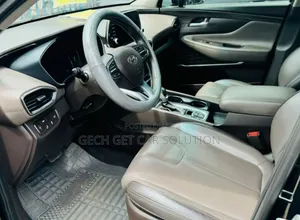 Photo - Hyundai Santa Fe 2020 Black