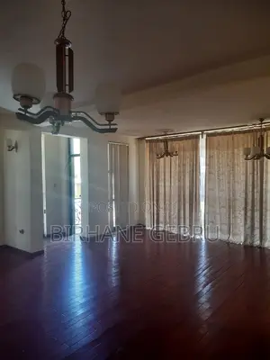5bdrm House in G+1 House, Bole for rent