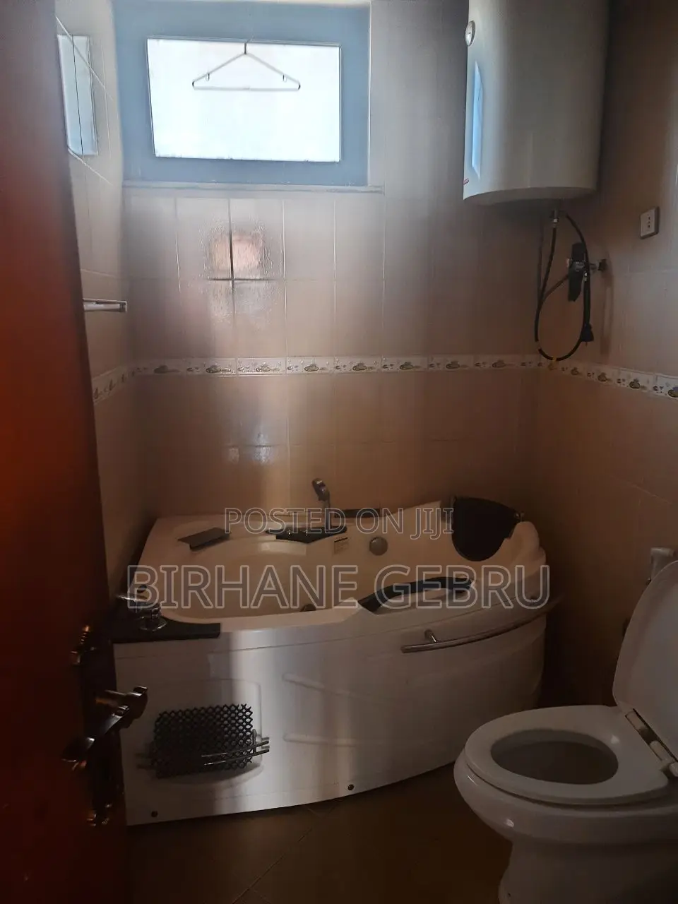 5bdrm House in G+1 House, Bole for rent