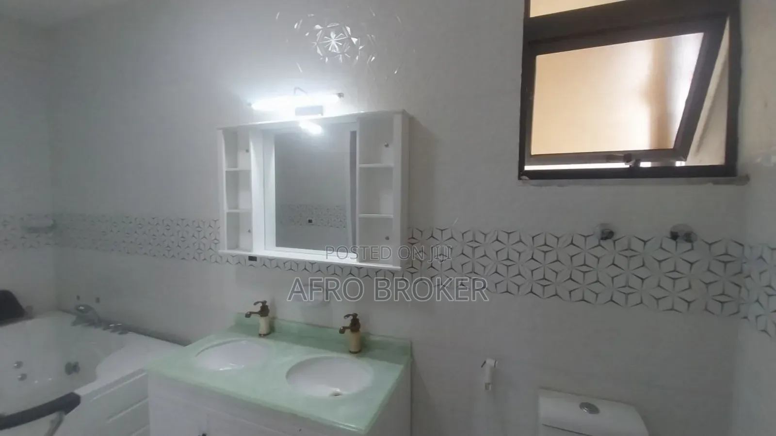 Furnished 10bdrm House in Semit, Bole for sale