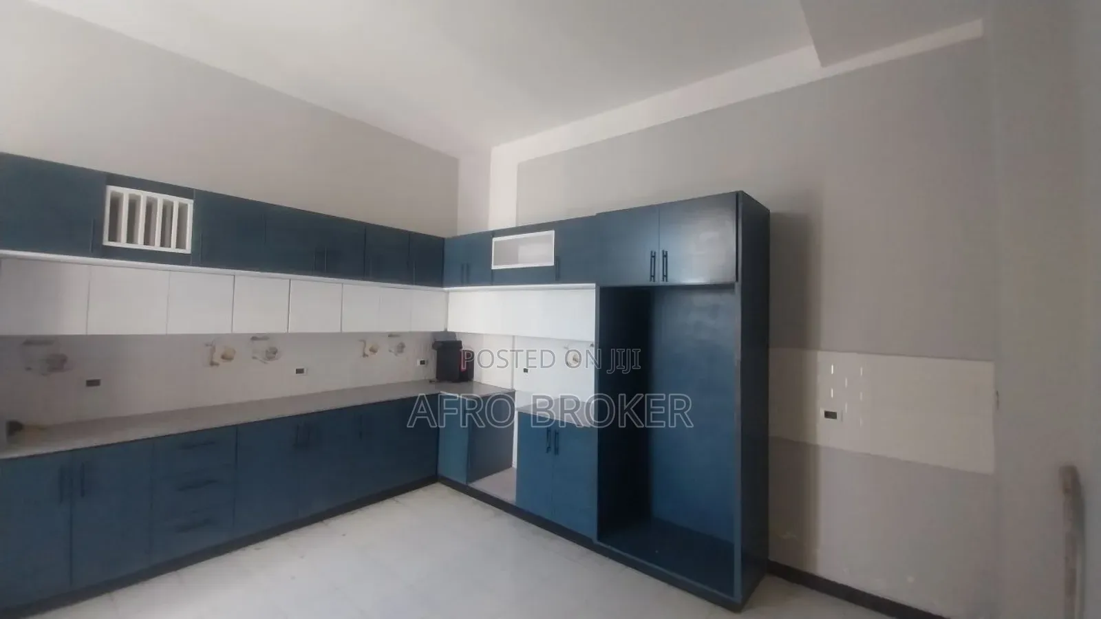 Furnished 10bdrm House in Semit, Bole for sale