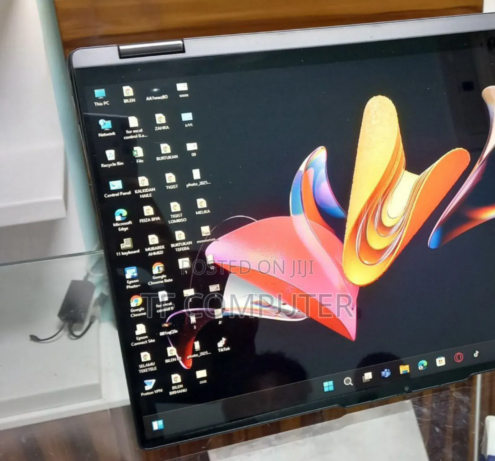 New Laptop Lenovo Yoga 7i 8GB Intel Core I5 SSD 512GB