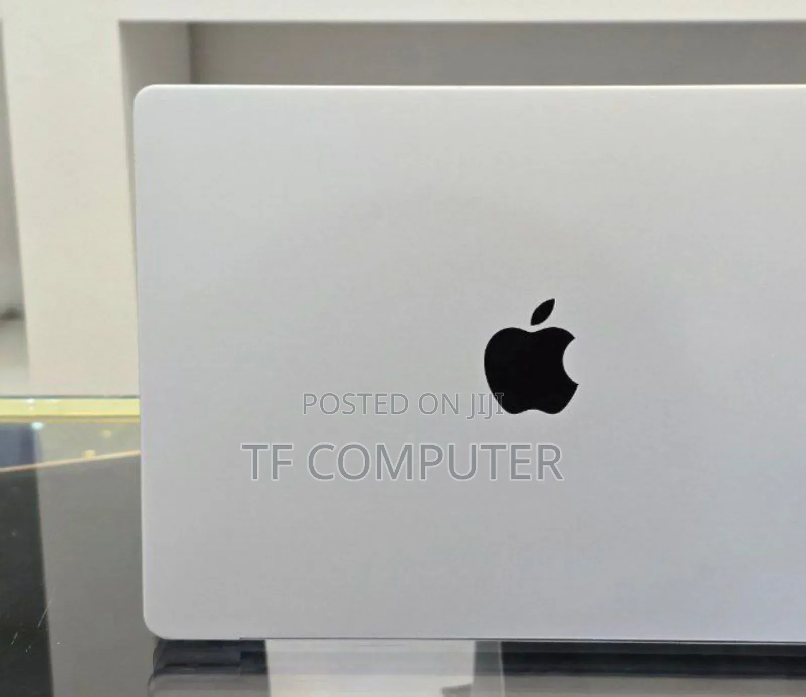 New Laptop Apple MacBook Pro 2021 M1 16GB Apple M1 Pro SSD 512GB