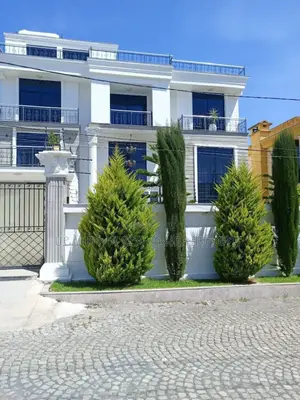 Furnished 10bdrm Townhouse/Terrace in Ayat Area, Yeka for sale